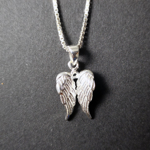 Stunning Double Angel Wing Pendant on 18" Box chain (sterling silver)