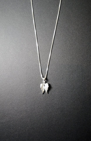 Stunning Double Angel Wing Pendant on 18" Box chain (sterling silver)